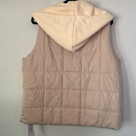 NWT CiderSolid Cream Hooded Quilted Vest - Picture 6 of 8